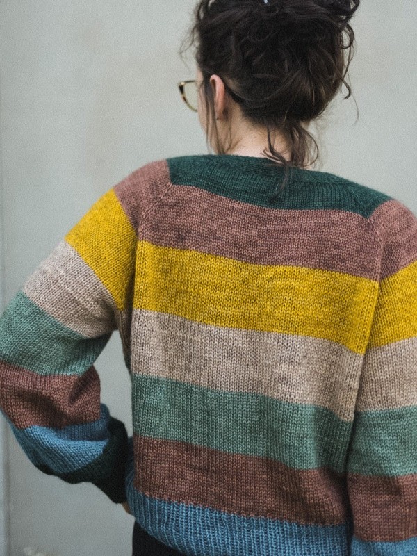 Weekend Pullover Knitting Pattern – Short Sweater with Two