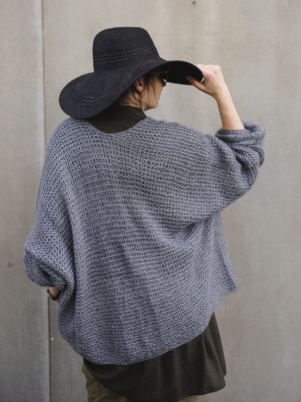 [HELDER] Flower Detail Knitted Cardigan main image 1