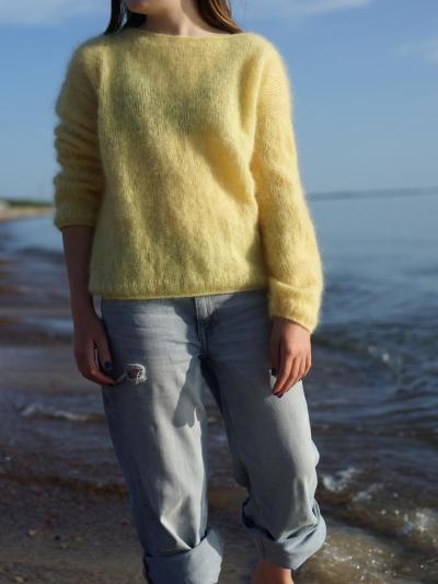 Mohair Muse Sweater – Modern Knitting Pattern with Mohair Elegance