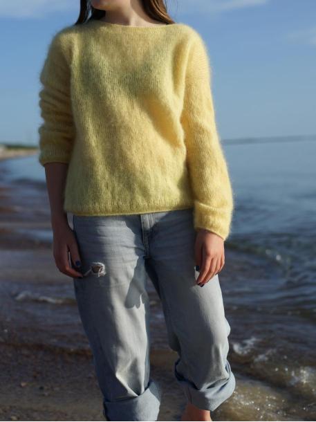 Mohair Muse Sweater – Modern Knitting Pattern with Mohair Elegance