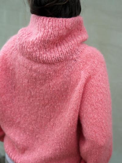 MO Mohair knitting pattern – top-down chunky raglan sweater
