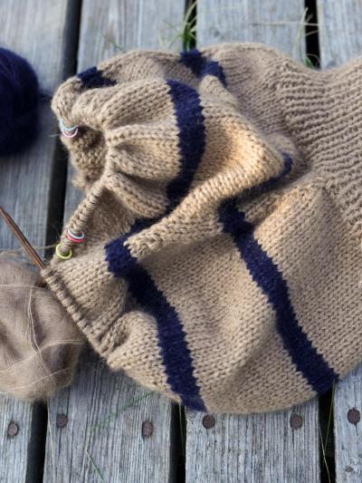 Ruke Cropped Sweater – Striped Knitting Pattern PDF