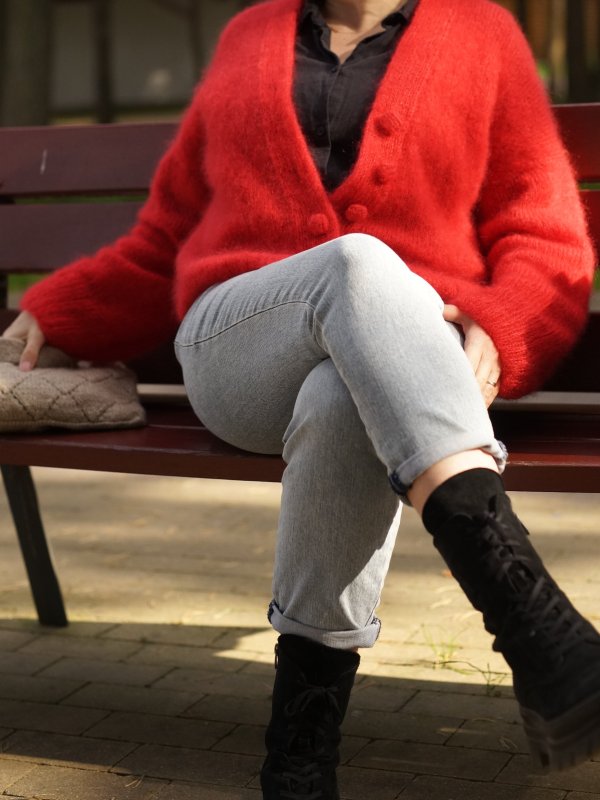 Ruke Solid cardigan – knitting pattern (PDF)