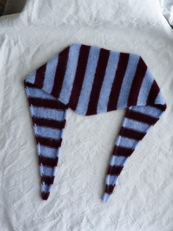 Ruke Weekend Headscarf full length knitting pattern