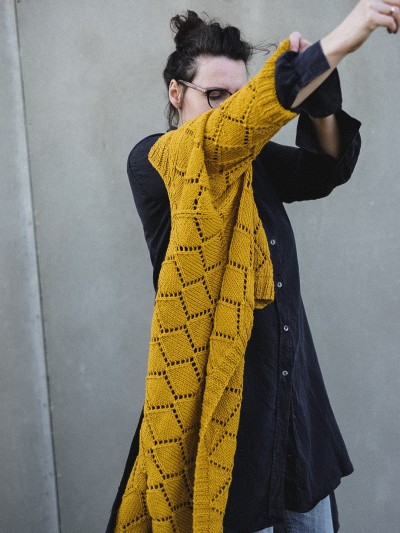 Diamond Cardigan knitting pattern by Ruke Knit showing the lace sleeve and ribbed cuff