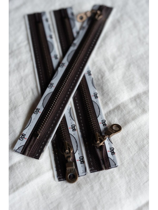 Zipper dark brown 20 cm