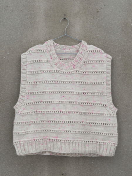 Knitting pattern for Dotty slipover