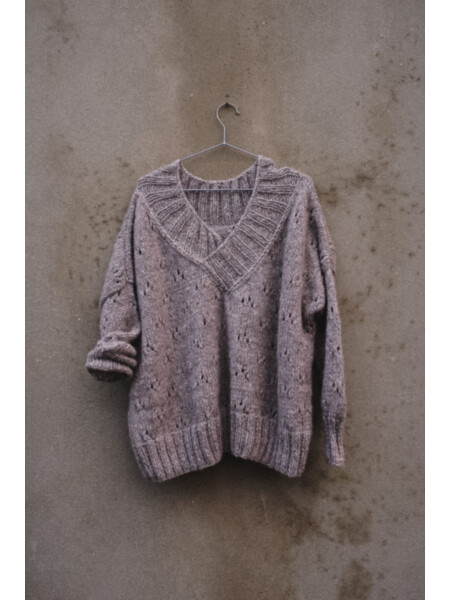 Knitting pattern for Air boxy V neck pullover