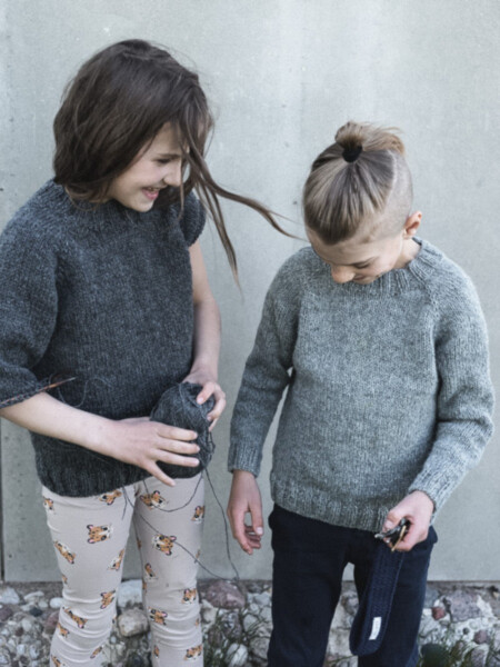 Knitting pattern for Ruke Twins sweater