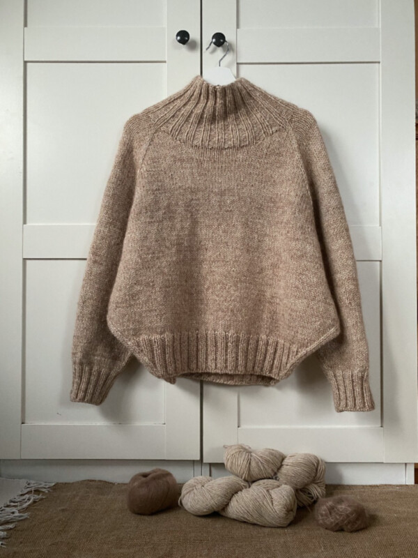 Yoga winter sweater knitting pattern by Ruke knit