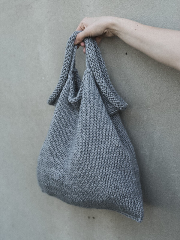 Crazy market bag knitting pattern by Ruke