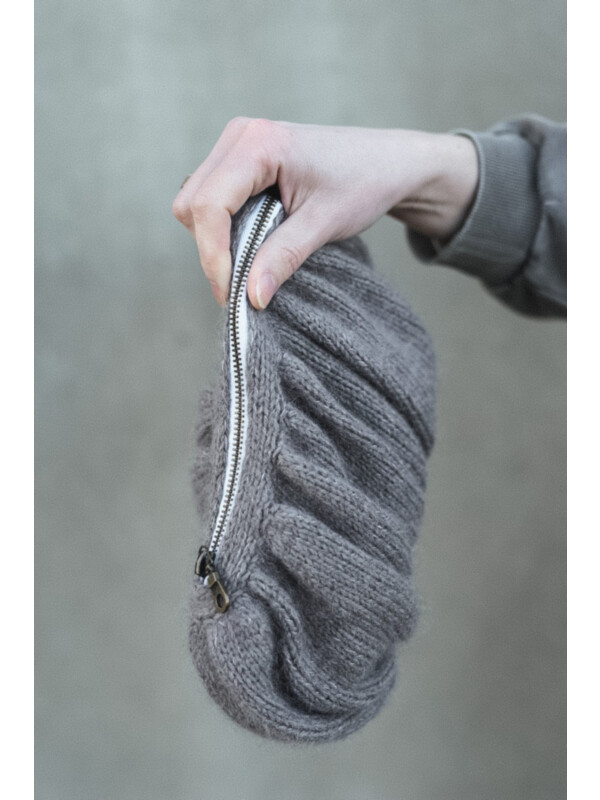 Modèle Tricot De Romance Pochette Ruke knit