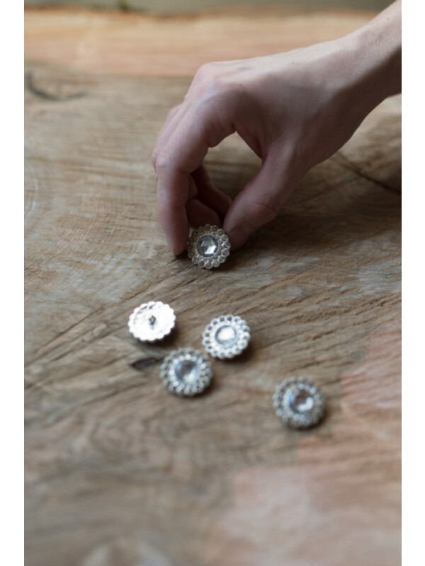 Silver rhinestone buttons 