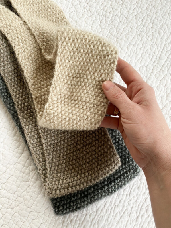 Seed stitch scarf knitting pattern