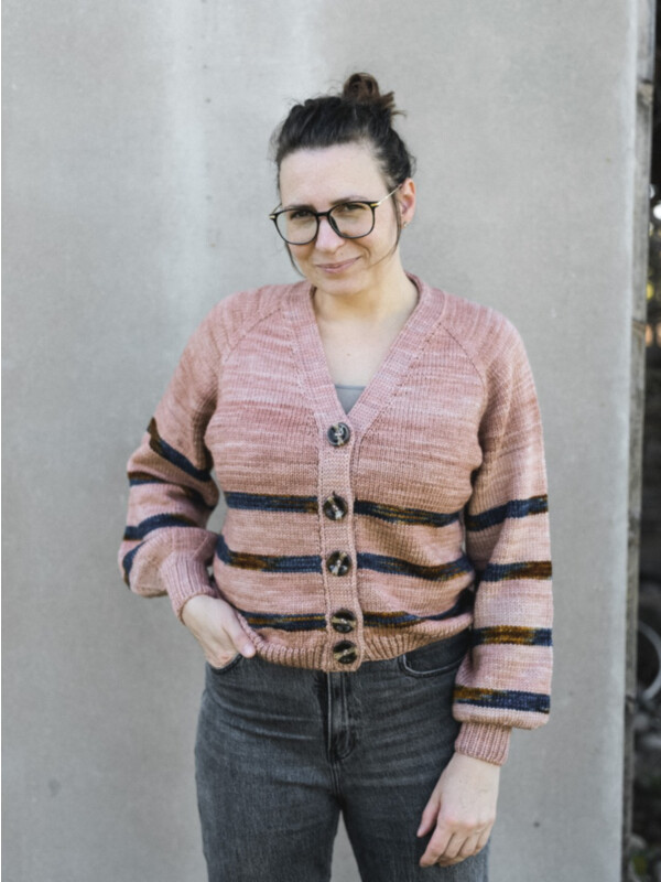 Verona cardigan knitting pattern